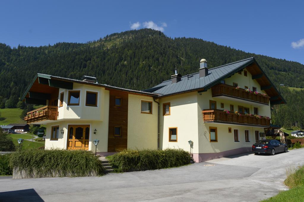Gasthof Schonblick Ξενοδοχείο Russbach am Pass Gschutt Εξωτερικό φωτογραφία